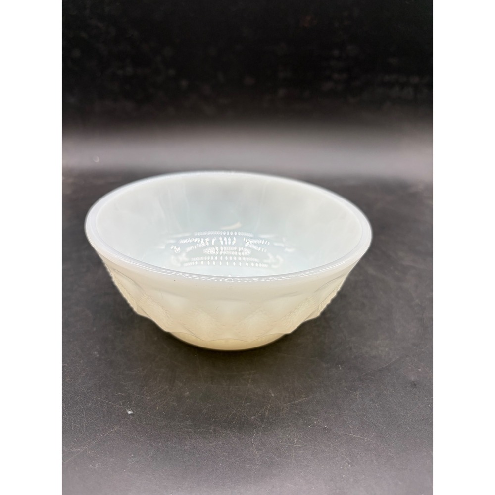 Fire-King Anchor Hocking Milk Glass Fairfield Dessert Bowl White Vintage 4.75in